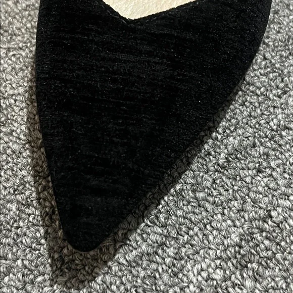 Melyann Throw Black Velvet Pumps Women's 8 Heels Point Toe - Picture 2 of 7